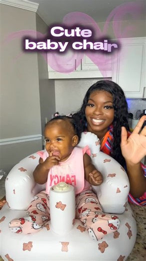 S M J 💛 on Instagram: "This blow-up baby chair has been a lifesaver during playtime and feeding! Easy to pack, easy to clean 🙌🏽 If you need a comfy, portable seat for your baby — this inflatable chair is such a game changer 💕 Simple things that make life with baby a little easier 💕 #momlife #babymusthaves"