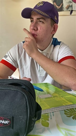 Il essaye d’être un élève modèle