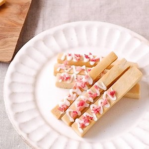 高野豆腐でカリカリラスク風 作り方・レシピ | クラシル
