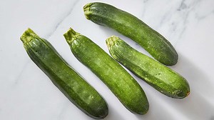 Should You Refrigerate Zucchini Or Keep It at Room Temperature?