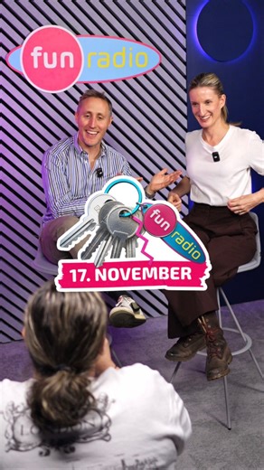 95K views · 622 reactions | ️ Keby nebol 17. november, nebolo by Fun rádio. A čo by robili naši moderátori?  Adela by mala hitparádu o mineráloch, Sajfa by robil reklamu na vajcia a ostatní by napríklad možno učili. ✨ ️ Preto Deň boja za slobodu a demokraciu pre nás zostáva sviatkom a vysielame sviatočne. A s veľkou vďakou, že môžeme hrať hity, ktoré milujete.  | Fun rádio Slovensko | Facebook