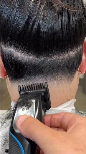Step-by-Step Low Fade Tutorial with Sharp Taper and Clean Lineup