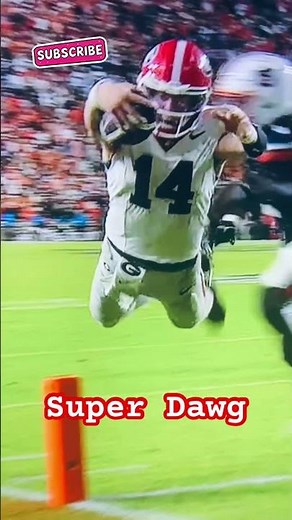 Gunnar Stockton ENGINEERING a SUPERMAN TD! 🦸‍♂️ UGA QB FLIES Over Goal Line vs Auburn! ✈️
