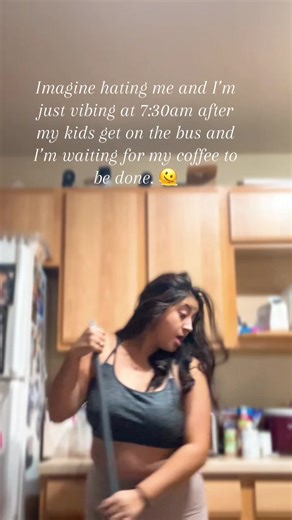 Jessica | Chaos of Motherhood (@jessica.frye)’s videos with Ohio Is For Lovers - Hawthorne Heights