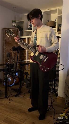 Do you want to know a secret by @The Beatles @Paul McCartney @George Harrison @John Lennon #thebeatles #doyouwanttoknowasecret #epiphonesg #guitarcover #fyp