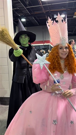 Encounter with the Witches from Wicked at Cosplay Event