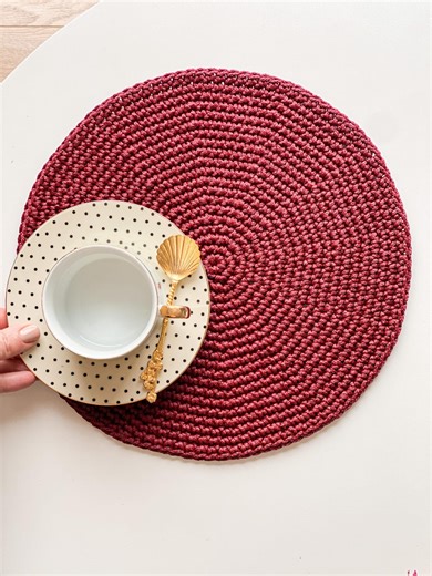 Crochet Placemat Pattern: Easy Round Table Decor (PDF Download) - Etsy