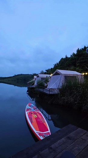 Relaxing Day at the Lake Homestead