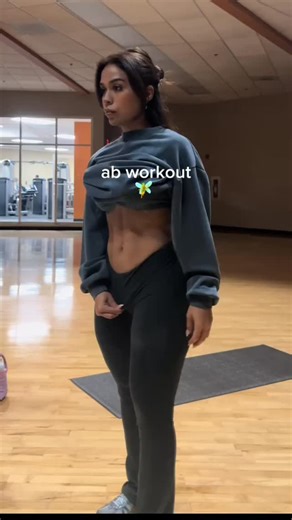 Evalyn | Fitness | Workout on Instagram: "Ab workout"