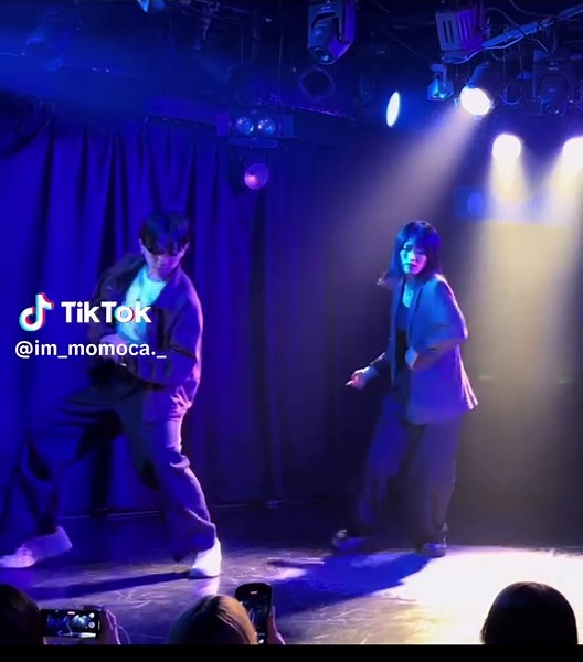 Starfall Dance Intentions with Hibikisano: A Unique Duo