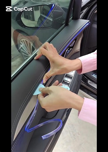 Essential Magnetic Wireless Charger for Drivers