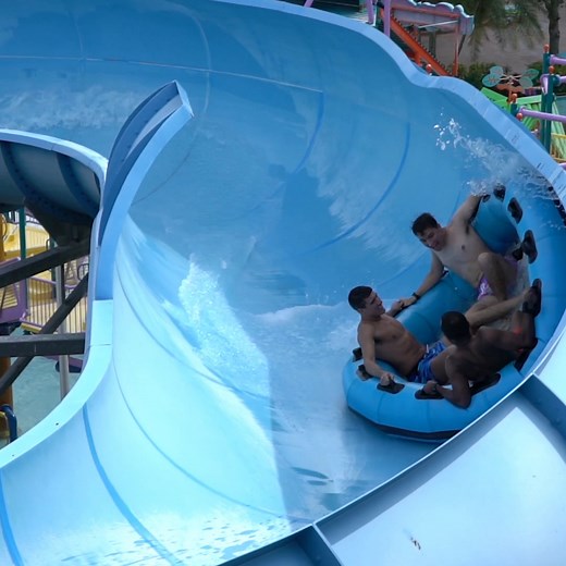 Zoom through a maze of twists, turns, and tunnels on this fan favorite ride - Walhalla Wave! | Aquatica Orlando