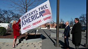 102K views · 7.1K reactions | "There are a lot of moms and dads looking to help their kids. We need to be a part of that. We need to be a part of the overall solution", said DEA Administrator Cole after raising the #FentanylFreeAmerica flag at DEAHQ for the launch of the 혍혦혯혵혢혯혺혭 혍혳혦혦 혈혮혦혳혪혤혢 campaign. Visit www.DEA.gov/fentanylfree to learn more. | Drug Enforcement Administration - DEA | Facebook