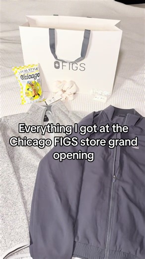 Discover My Chicago FIGS Store Haul