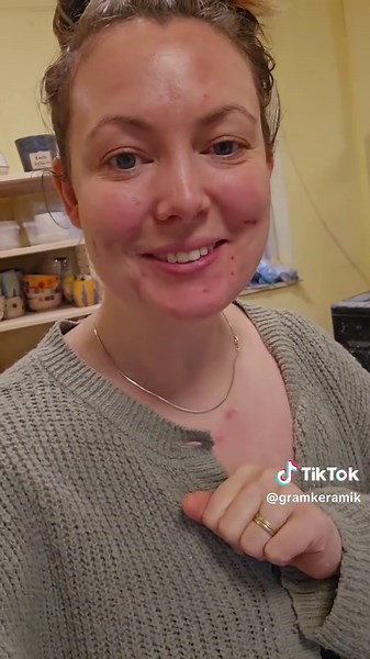 Håndlavet keramik: Et nyt kunstværk fra ovnen