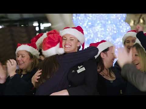 British Airways | Deck the Arrival Halls