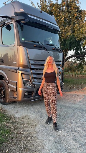 Trucker Lifestyle: Mercedes Actros Experience