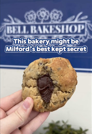 If your plans for next Sunday don’t include @bellbakeshop in Milford, you’re missing out! We’ve been following them for a while, so when we had a free Sunday before a blizzard, we knew it was time to come in and stock up on some snow day treats 😋 Bell Bakeshop has only been open for a few months, but they’ve already become one of Milford’s best kept secrets. All of their treats are made from scratch, and you can taste the quality! In addition to a variety of desserts, Bell Bakeshop also makes s
