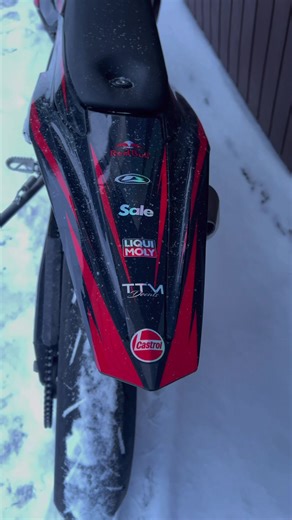 Our most popular semi custom on a beta rr 50! 🍝 | @Joonatan | #graphics #statementgraphics #betarr #graphicskit #beta50