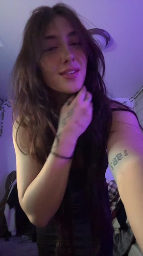 ellie moore (@ellie.moore04)’s videos with on tha line x jules - Em