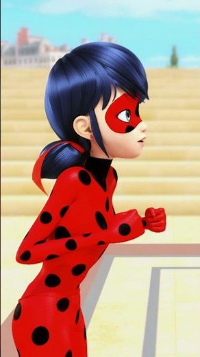 क्या मुझे दोहरी नज़र आ रही है? 🐞 #miraculous #miraculoushindi #catnoir #ladybug #miraculousshorts