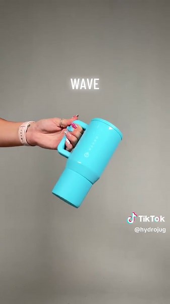 This shade of blue couldn’t be any better🤩💧 Wave is releasing 7/19 at 9am PST! #shinyneon #hydrojug #wave #summer #leakproof