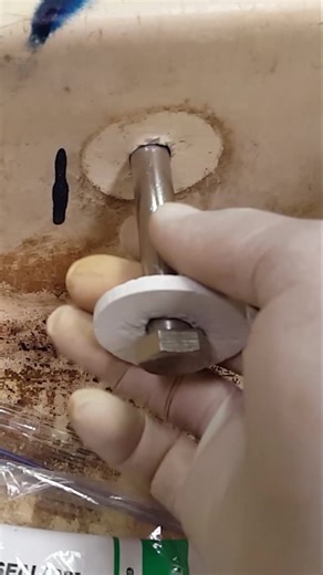 Outboard Mounting Tips for Evinrude & Johnson Boats