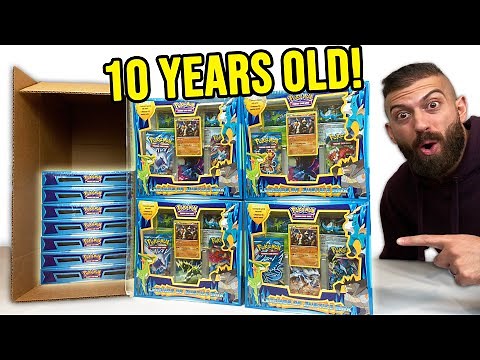 Hunting For *SECRET RARE CHARIZARD!* (Black & White Pokemon Cards Opening)