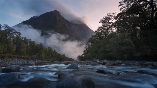 How to Capture Perfect Light in Landscape Photography
