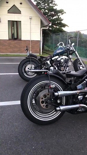 What's your favorite motorcycle trend right now? Let's exchange insights! Which trend within the bobber world has caught your keen eye recently? 🏍️ 🎥 by guu_blog #motorcycle #bobberbrothers #ride #custom #bobber #bobberstyle #bike #custombike #biker #chopper #moto #bobberbuild | Bobber Brothers