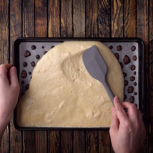 A leopard can't change its spots... or can it? 🐆🍰 RECIPE: bit.ly/2ppPsgM | Hefty.co