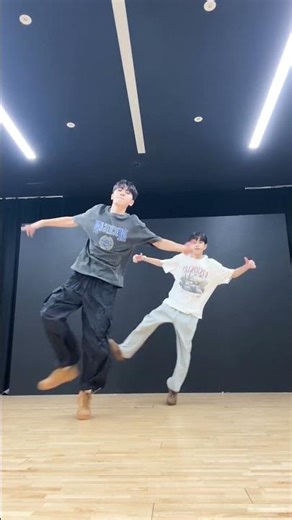 𝒞𝒽𝒾𝓁𝓁 𝓋𝒾𝒷𝑒𝓈 #nCHentertainment #쇼우 #ショウ #翔 #SHO #함현서 #HAMHYUNSEO #ハムヒョンソ #咸弦序 #readytonch