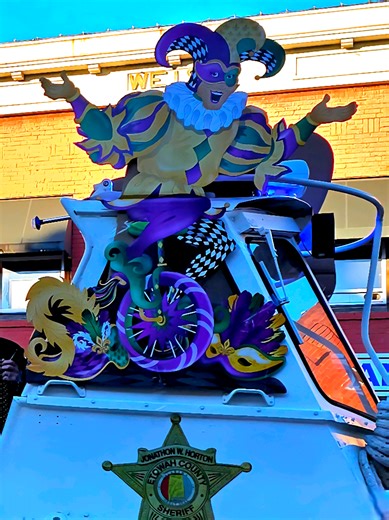 Laissez les bons temps rouler! 🎭✨ So excited to have been at Gadsden’s very first Mardi Gras parade! It was such a blast watching the Krewe of Rowdy Revelers bring that NOLA energy to Broad Street. The best part? Seeing our friends on the floats! 💜💚💛 My husband and I had the best time catching beads and celebrating this new tradition. Gadsden, you really showed out! 🎊🙌 #GadsdenAL #MardiGras2026 #InauguralParade #RowdyRevelers #DowntownGadsden @WIFE_PRIDE_INCORPORATED❌ @BODITRAYNER-1968❌ @H