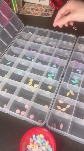 sorting seashell beads to make bracelets 🫧🐚 #beads #mermaid #beadedbracelet #smallbusiness #kandi