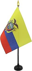 AZ FLAG - Ecuador Table Flag 4'' x 6'' - Ecuadorian Mini Desk Flag 100% Polyester 15 x 10 cm - Office Banner with 10'' Pole - Golden Spear