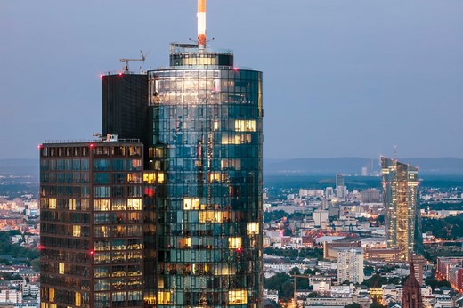 Fitnessstudio Frankfurt MAIN TOWER - PRIME TIME fitness