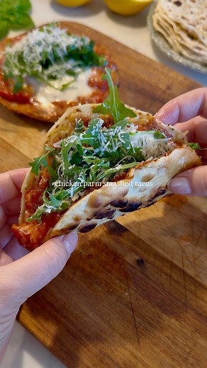Holly Dingwall on Instagram: "CHICKEN PARM SMASHED TACOS🌿 (see below) Comment RECIPE or 🍅 and I’ll DM you the recipe 🥰 Instructions: you can also find the instructions for this delicious recipe through the link in my bio, by searching ‘chicken parm smashed tacos foodieholly’ online or at www.foodieholly.com for method, quantities, process pictures and more 🌮❤️ This is such a fun twist on the smashed tacos trend mixed with chicken parm which is a firm favourite &#x