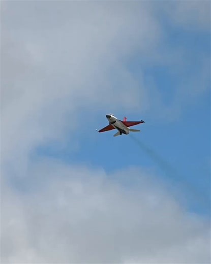 ✈️💥 Experience thrilling aerial performances and family fun at the award-winning Florida International Air Show this November! Learn more ➡️ https://bit.ly/3Ye8erF 📸: Florida International Airshow #BestSideOutside #VisitPuntaGorda #FloridaAirShow #PGD Punta Gorda Airport | Punta Gorda/Englewood Beach