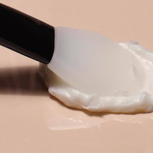 Mantené tu cabello a salvo del efecto verano con OLAPLEX No.6 #bondsmoother!☀️ ⠀⠀⠀⠀⠀⠀⠀⠀⠀ #OLAPLEX6 Bond Smoother ✨Refuerza, hidrata y humecta. - Acelera el tiempo de secado - Elimina el frizz hasta 72 horas - Hidrata y fortalece el Cabello ⠀⠀⠀⠀⠀⠀⠀⠀⠀ ¡Adecuado para todo tipo de cabello, incluido el cabello teñido y químicamente tratado! ⠀⠀⠀⠀⠀⠀⠀⠀⠀ ⠀⠀⠀⠀⠀⠀⠀⠀⠀ ⠀⠀⠀⠀⠀⠀⠀⠀⠀ ⠀⠀⠀⠀⠀⠀⠀⠀⠀ ⠀⠀⠀⠀⠀⠀⠀⠀⠀ ⠀⠀⠀⠀⠀⠀⠀⠀⠀ ⠀⠀⠀⠀⠀⠀⠀⠀⠀ ⠀⠀⠀⠀⠀⠀⠀⠀⠀ ⠀⠀⠀⠀⠀⠀⠀⠀⠀ ⠀⠀⠀⠀⠀⠀⠀⠀⠀ #olaplex #porqueolaplex #olaplexcadaservicio #pelosano #cabell