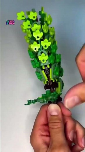 One of the best LEGO trees I’ve ever made! Amazing how many ways you can make LEGO trees! #lego