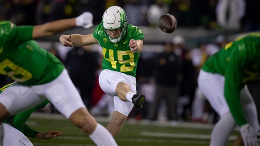 Oregon kicker Camden Lewis accepts rookie mini-camp invite with Denver Broncos