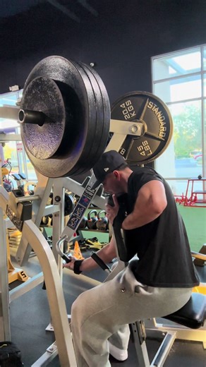 Back Day Workout Routine at the Gym