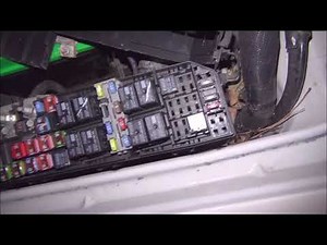 Ford Escape AC Clutch Relay Fuse - 2012