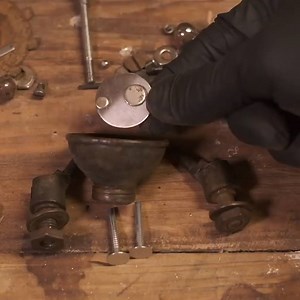 1.2M views · 373 shares | Watch this scrap metal and e-waste transform into beautiful pieces by Thecrafsman SteadyCraftin 烙 Submit your video for a chance to be featured! Link in comments! | Spotlight | Facebook