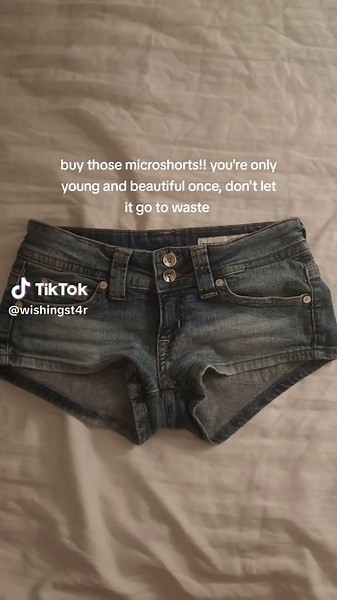 Styling Micro Shorts for Summer Fashion