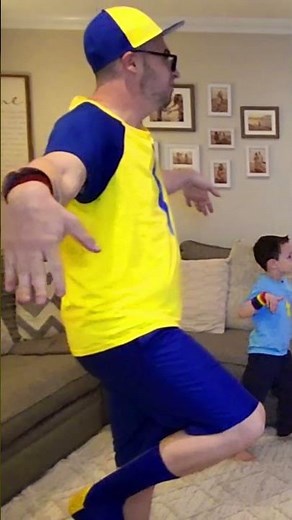 Follow Along! Playing "Elmo Says" on Nex Playground! Family Fun Time! #ZIPITYZAP #Shorts