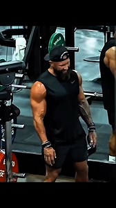 526K views · 5.2K reactions | The two big guys were given a shock by the skinny guy #fyp #frank #anatolyprank #anatoly #gym #troll #gymmotivation #foryoupage❤️❤️ #foryoupage | Anatoly Fan love | Facebook