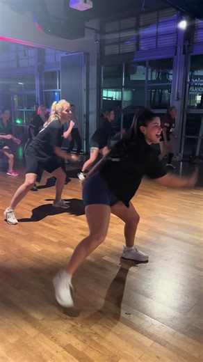 March tracks are IN 🔥 and tonight… wow. The energy, the support, the way the room felt… it was unreal. This is what happens when women keep saying yes to themselves. Moving for joy. For happiness. Because you deserve to feel good in your body. No pressure. No expectations. Just a space where you can come in, breathe, and move in a way that feels good for you. The way the room lifts each other. The way there’s no comparison, just support. The way you’re free to take up space and express yourself