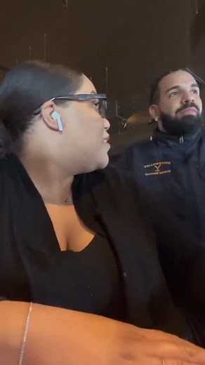 Drake | Fan Page 𓅓 | he’s so nice & chill i love it. @champagnepapi | Instagram