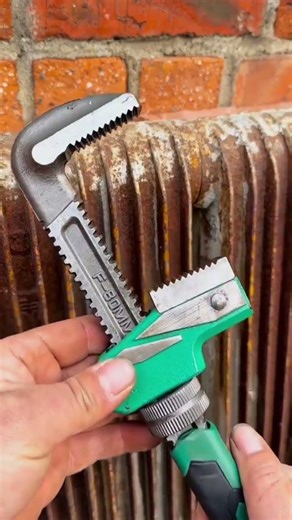 Essential Tool For Every Plumber To Fix Rusted Metal Pipes